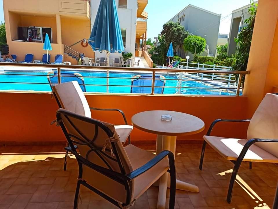 Hotel Mary Platanés Eksteriør bilde
